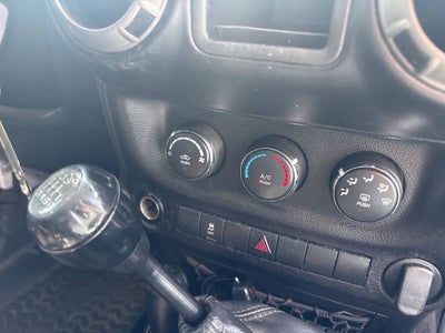 2015 Jeep Wrangler Sport 4x4 2dr SUV