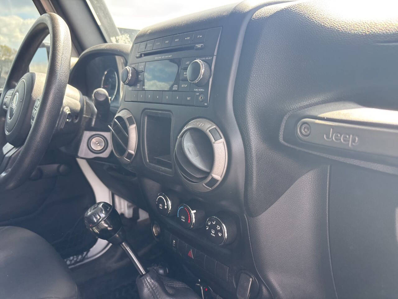 2015 Jeep Wrangler Sport 4x4 2dr SUV