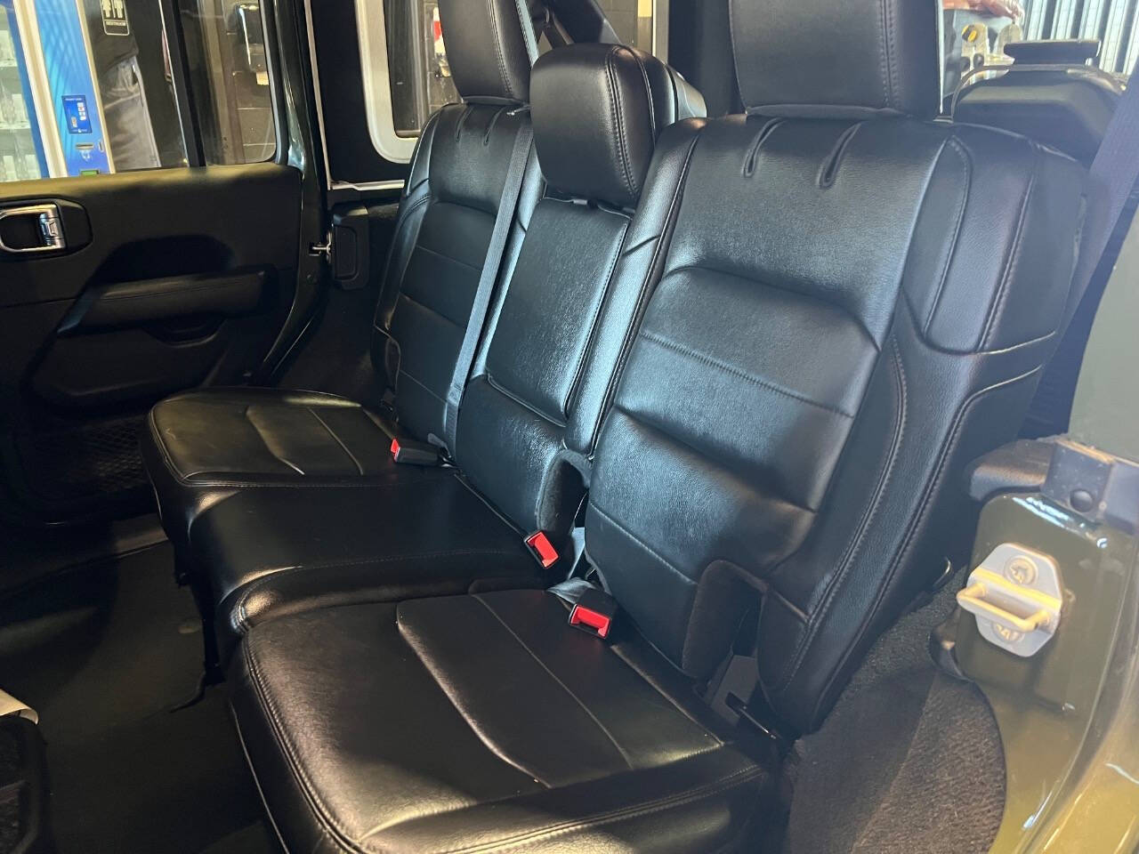 2021 Jeep Wrangler Unlimited Sahara Altitude 4x4