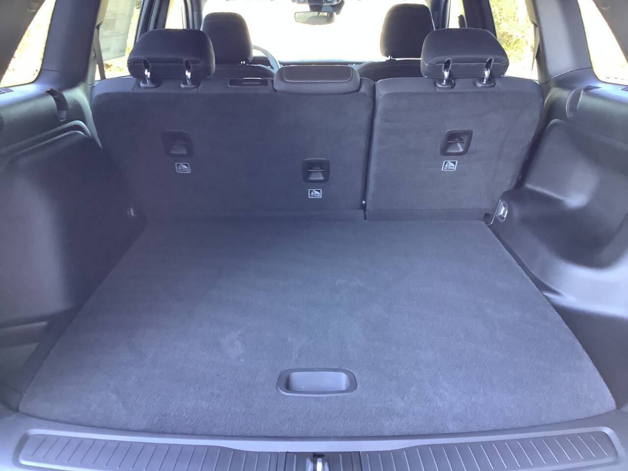 2025 Jeep Grand Cherokee GRAND CHEROKEE LAREDO X 4X2