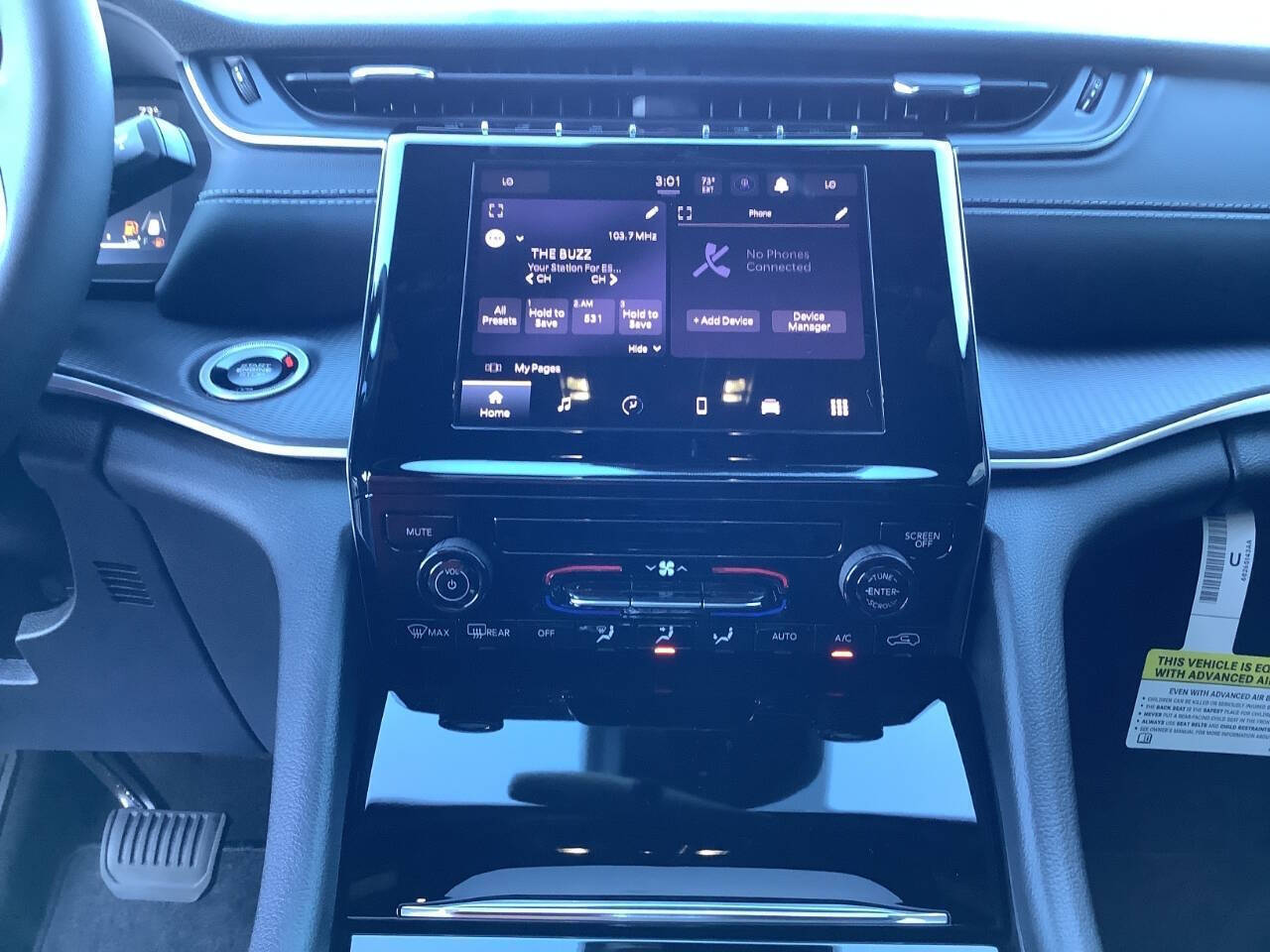 2025 Jeep Grand Cherokee GRAND CHEROKEE LAREDO X 4X2