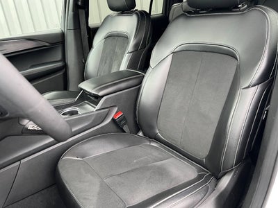 2025 Jeep Grand Cherokee GRAND CHEROKEE L ALTITUDE 4X2