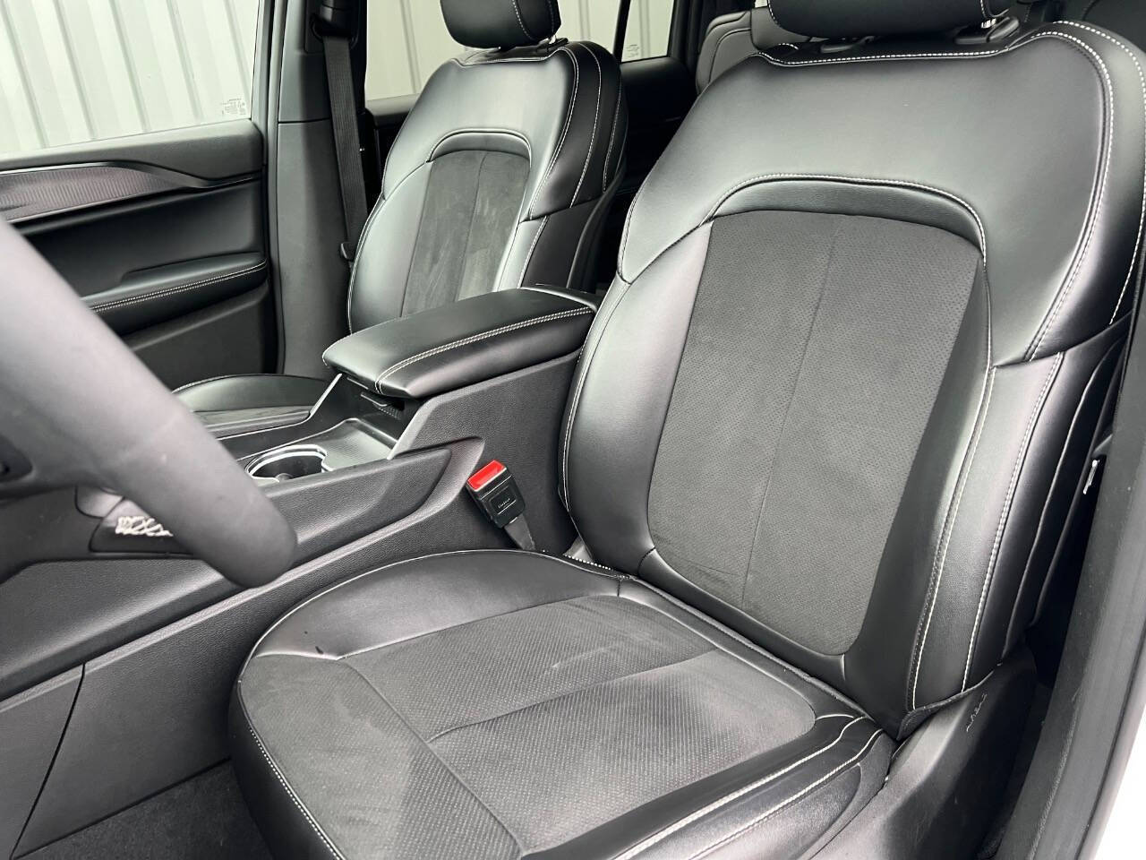 2025 Jeep Grand Cherokee GRAND CHEROKEE L ALTITUDE 4X2