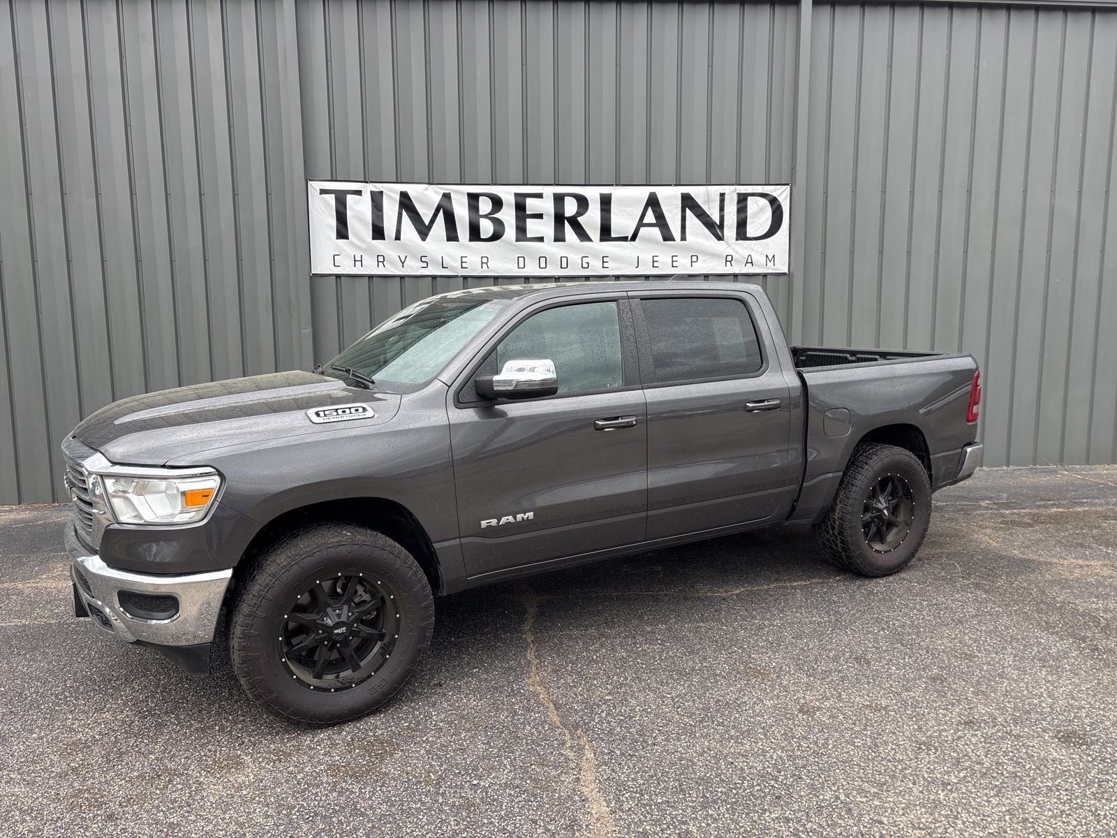 2024 RAM 1500 Laramie Crew Cab 4x4 5'7' Box