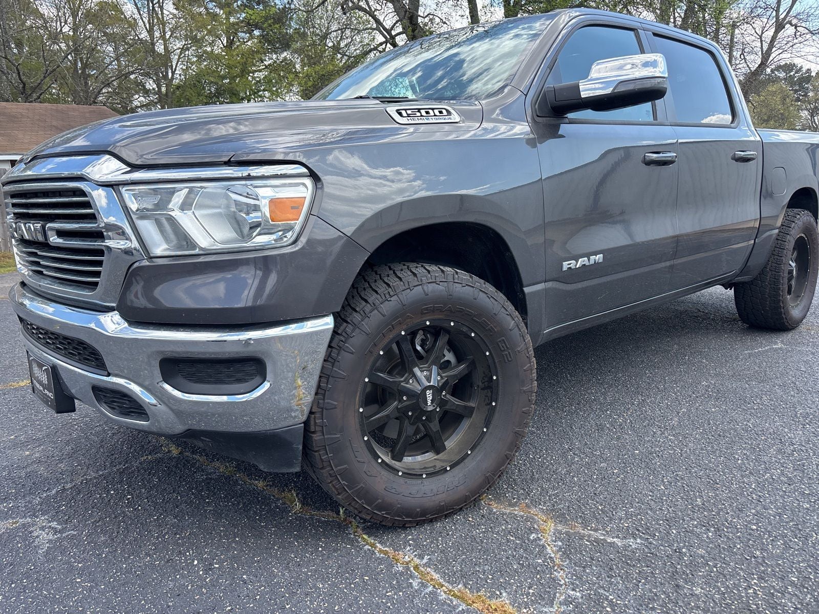 2024 RAM 1500 Laramie Crew Cab 4x4 5'7' Box