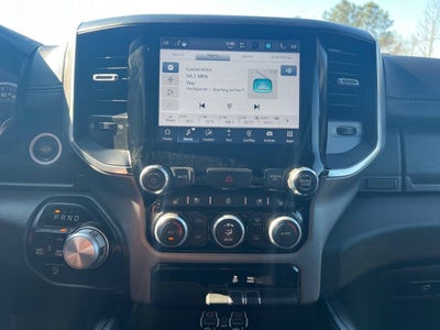 2024 RAM 1500 Laramie Crew Cab 4x4 5'7' Box