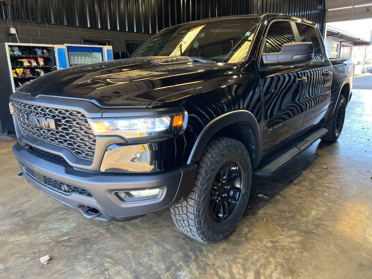 2025 RAM 1500 Rebel Crew Cab 4x4 5'7' Box