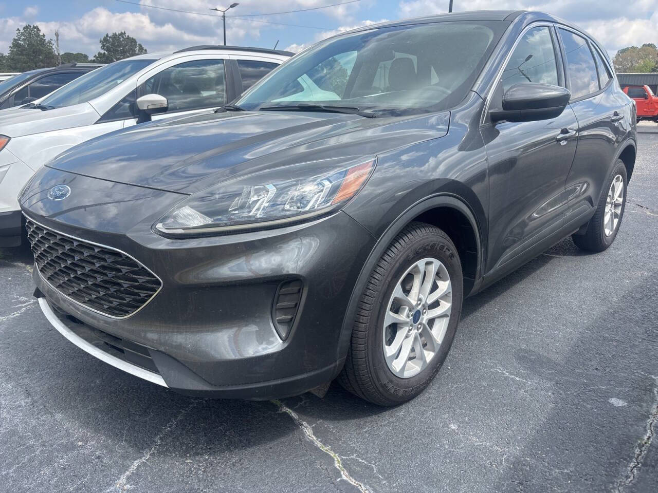 2020 Ford Escape SE AWD 4dr SUV