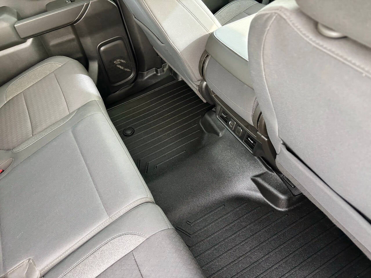 2020 Chevrolet Silverado 1500 2WD Crew Cab Short Bed LT