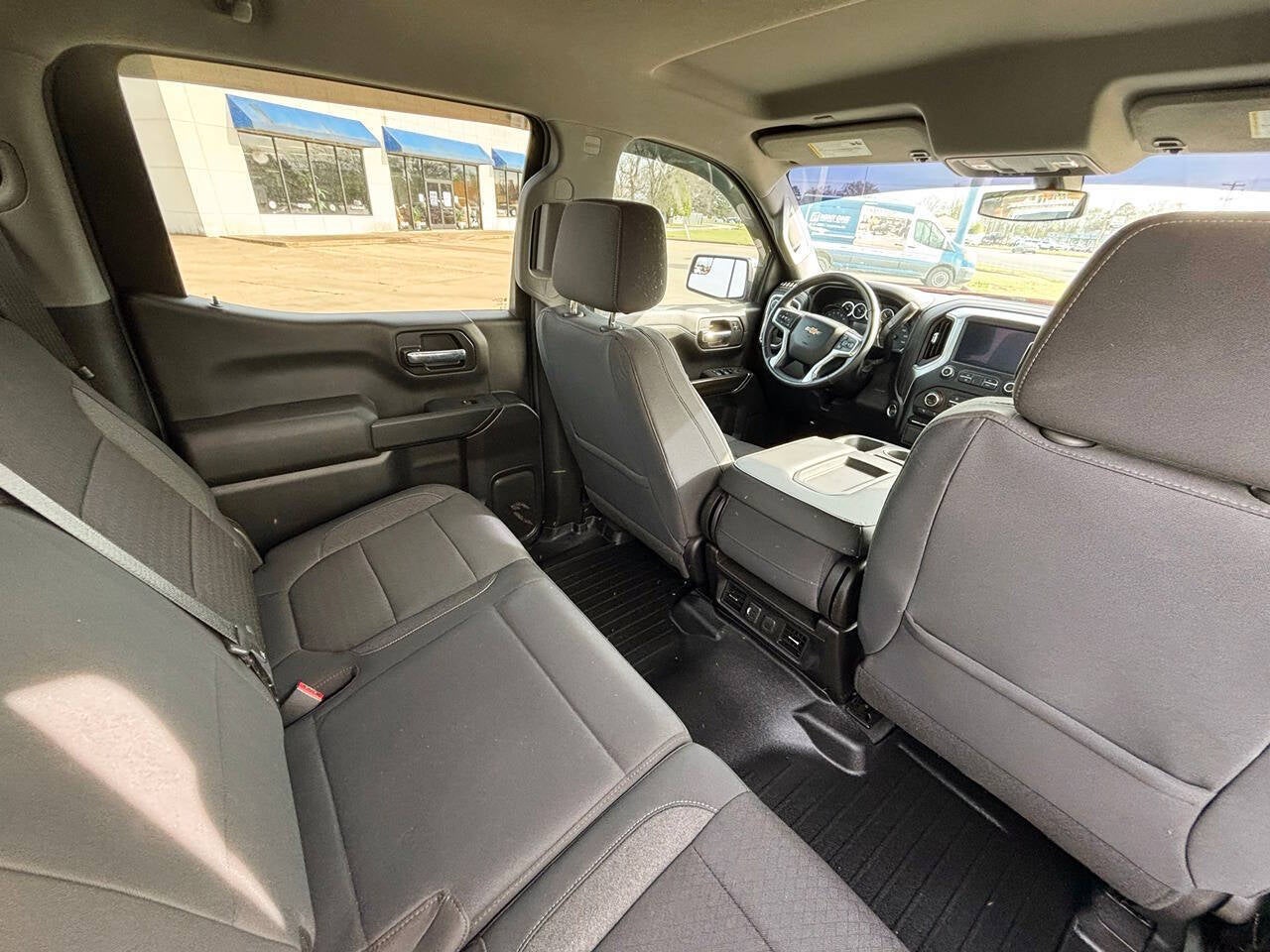 2020 Chevrolet Silverado 1500 2WD Crew Cab Short Bed LT