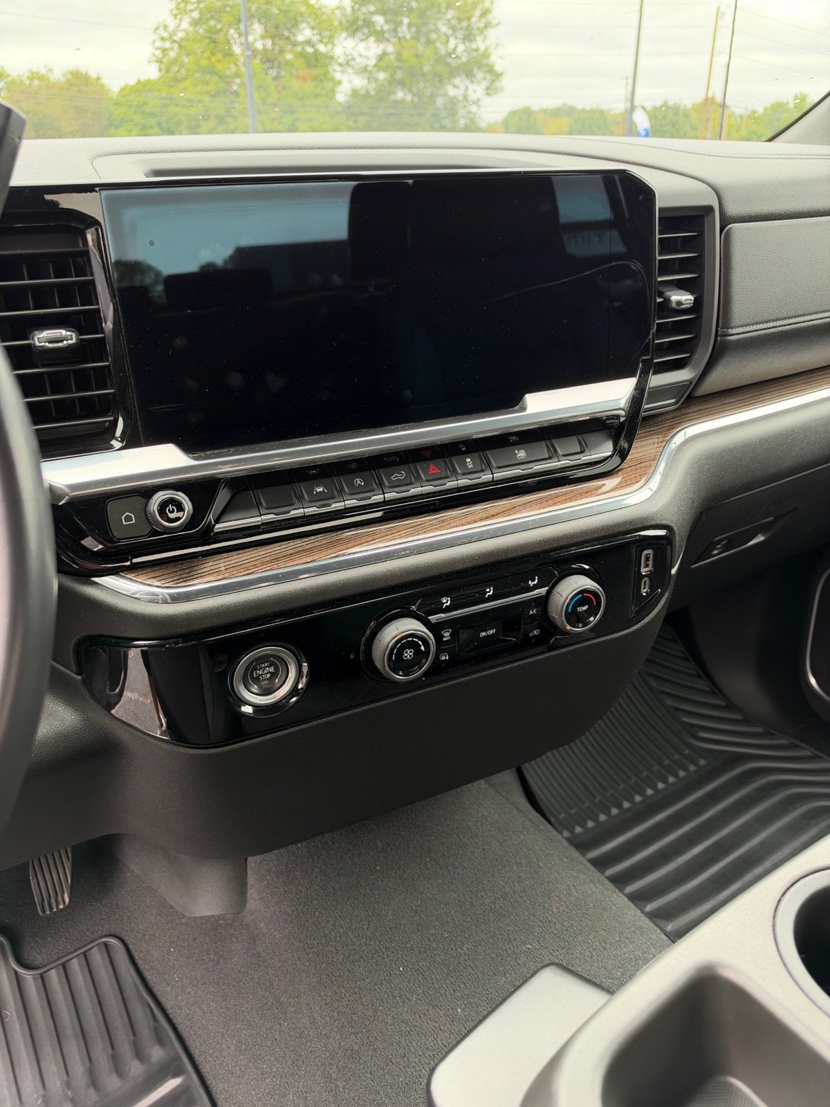 2023 Chevrolet Silverado 1500 2WD Double Cab Standard Bed LT