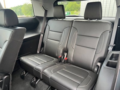 2023 GMC Acadia AWD SLT