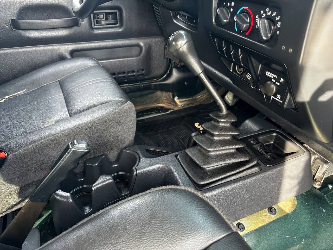 2004 Jeep Wrangler SE