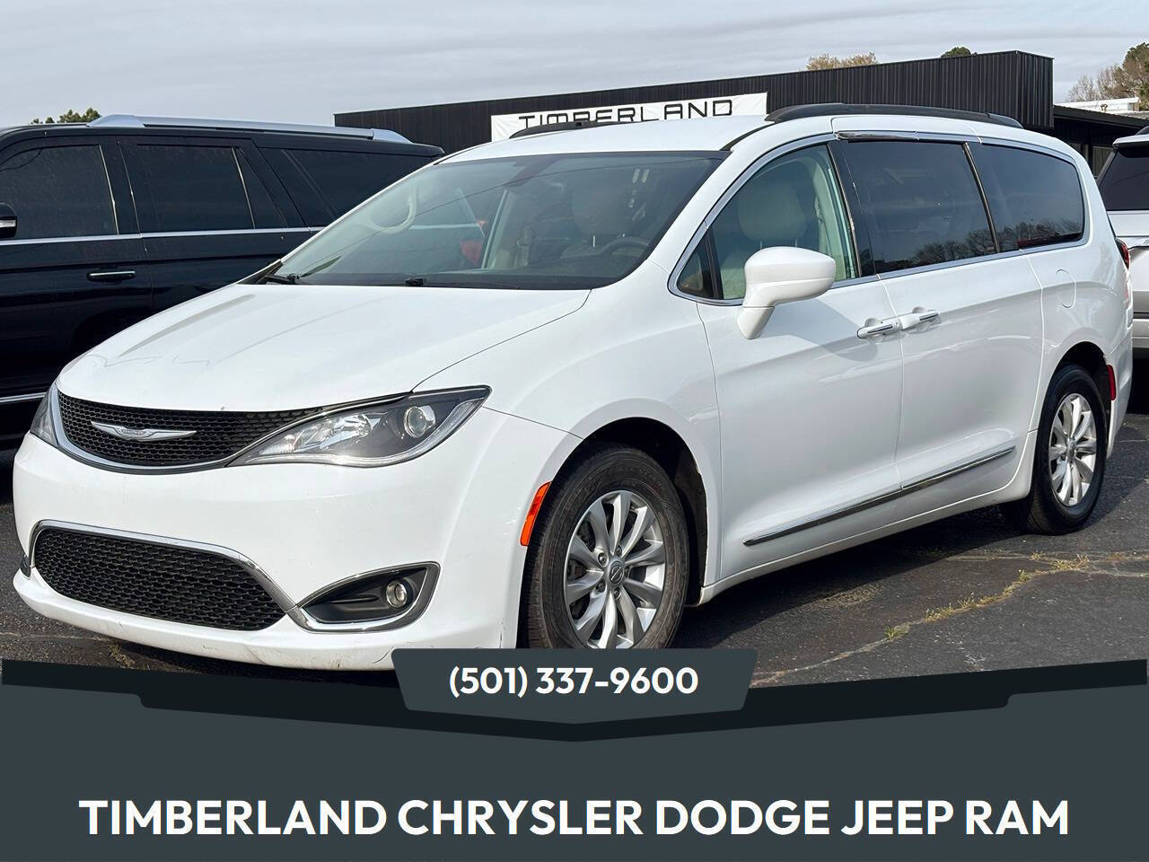 2017 Chrysler Pacifica Touring-L