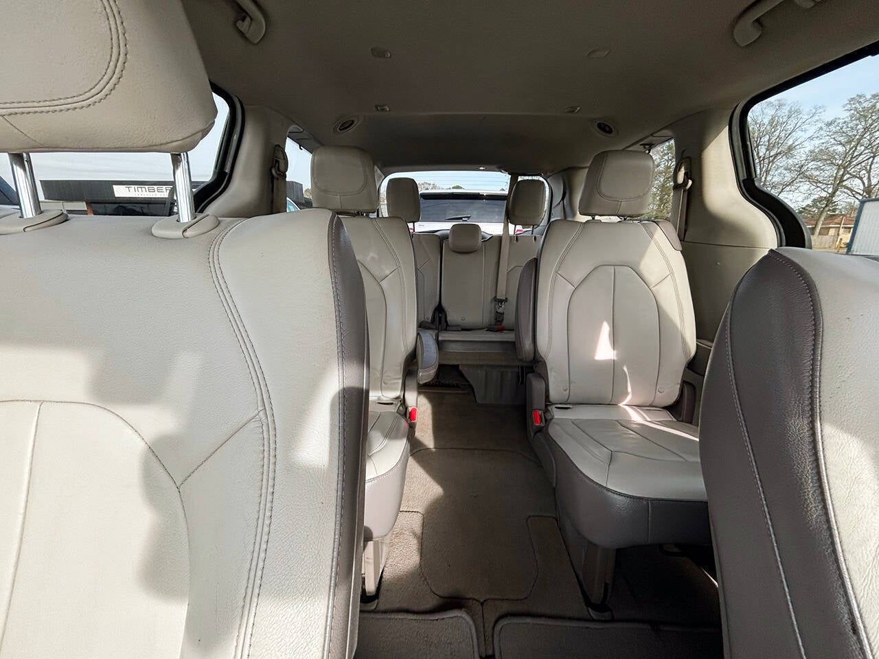 2017 Chrysler Pacifica Touring-L