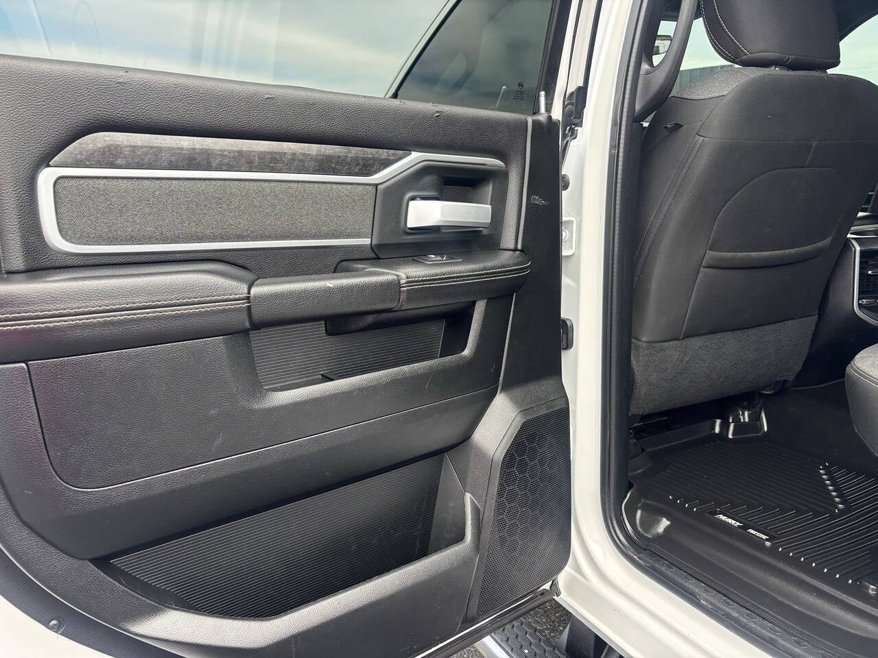 2020 RAM 2500 Big Horn Crew Cab 4x4 6'4' Box