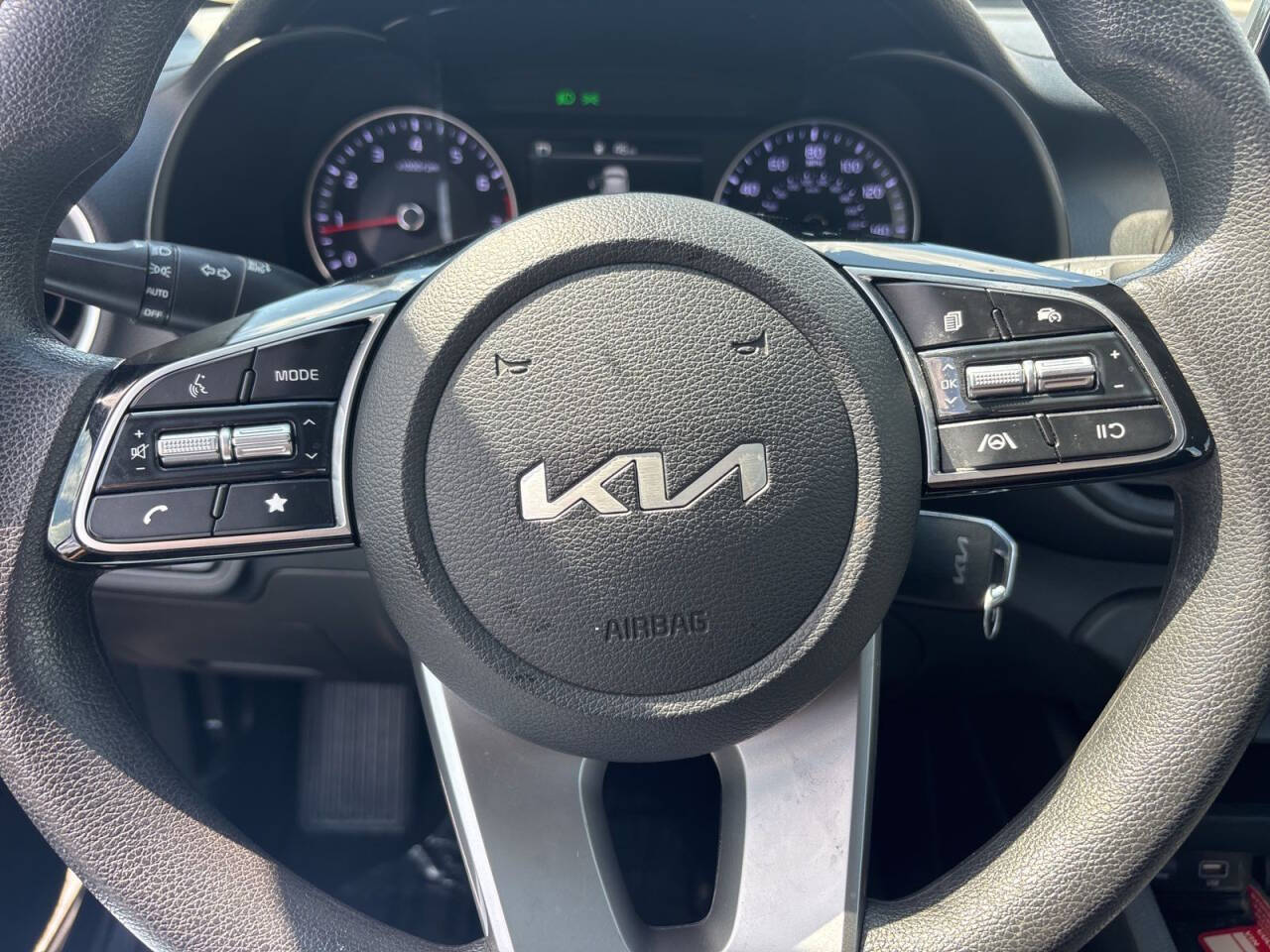 2024 Kia Forte LXS 4dr Sedan