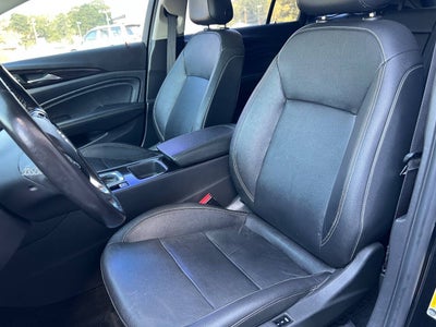 2019 Buick Regal TourX AWD Essence