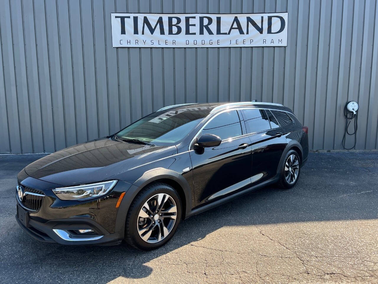 2019 Buick Regal TourX AWD Essence