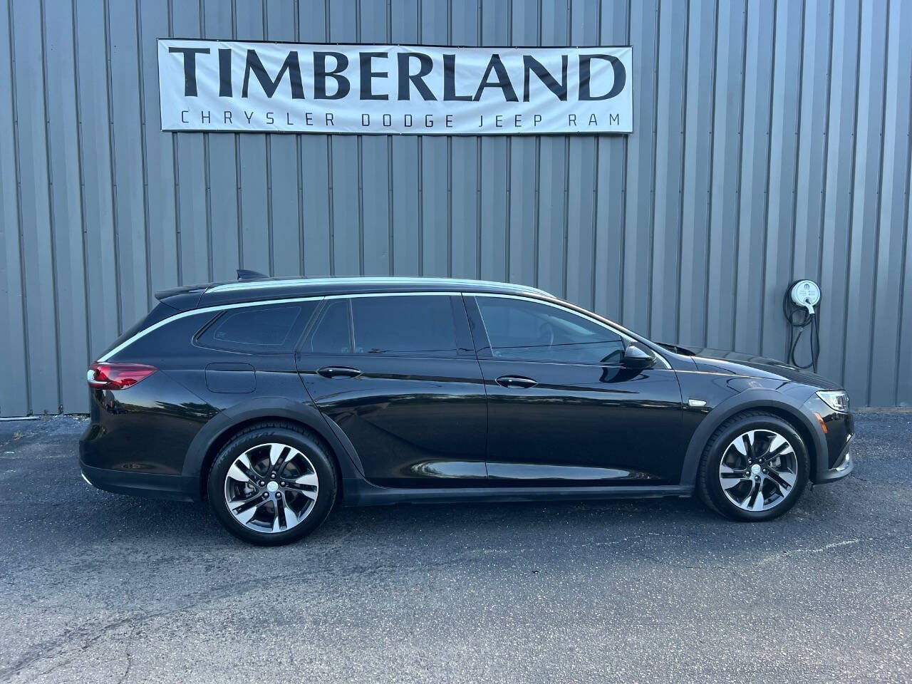 2019 Buick Regal TourX AWD Essence